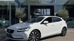 Gebruikt 2020 Volvo V40 Momentum Stationwagen | € 22.500 (Eerlijke prijs)
