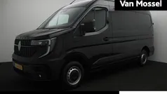 Zwart Gebruikt 2025 Renault Master Black Edition Van | € 47.940 (Eerlijke prijs)