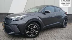 Grijs Gebruikt 2022 Toyota C-HR Style SUV | € 25.900 (Eerlijke prijs)