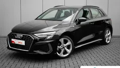 Zwart Gebruikt 2024 Audi A3 Sportback e-tron Sedan | € 35.940 (Eerlijke prijs)