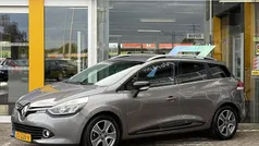 Grijs Gebruikt 2016 Renault Clio GrandTour Night&Day Stationwagen | € 10.245 (Eerlijke prijs)