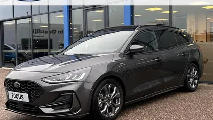 Grijs Occasion 2025 Ford Focus ST-Line X Stationwagen | € 29.900 (Eerlijke prijs)