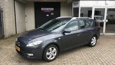 Grijs, metallic lak Gebruikt 2012 Kia Ceed Plus Stationwagen | € 3.999 (Eerlijke prijs)
