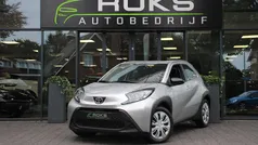 Gebruikt 2024 Toyota Aygo Play Hatchback | € 18.950 (Goede deal)