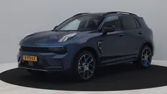 Blauw, metallic lak Gebruikt 2024 Lynk & Co 01 SUV | € 31.500 (Eerlijke prijs)