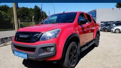 Occasion Isuzu D-Max 163 PK (119 kW) 2016 Rood Pickup