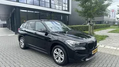 Zwart Gebruikt 2022 BMW X1 SUV | € 30.950 (Eerlijke prijs)