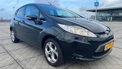 Zwart (metallic) Gebruikt 2011 Ford Fiesta Titanium Hatchback | € 3.999 (Eerlijke prijs)