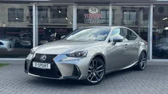 Grijs Gebruikt 2018 Lexus IS300h Sport Line Sedan | € 23.900 (Goede deal)