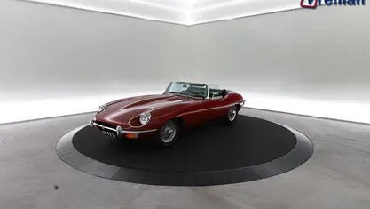 Rood Gebruikt 1969 Jaguar E-Type Cabriolet | € 68.750