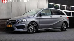 Grijs Gebruikt 2016 Mercedes B250 Prestige MPV | € 20.945 (Eerlijke prijs)