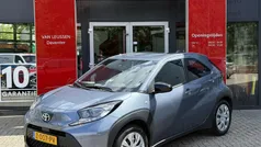 Gebruikt 2024 Toyota Aygo Play Hatchback | € 18.400 (Eerlijke prijs)