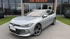 Gebruikt 2024 VW Passat Elegance Stationwagen | € 35.950 (Eerlijke prijs)