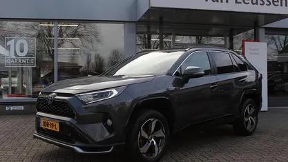 Occasion Toyota RAV4 Hybrid Style 306 PK (225 kW) 2021 Grijs SUV