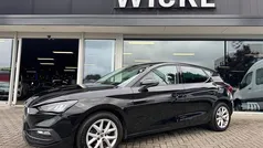 Gebruikt 2022 Seat Leon Style Hatchback | € 19.900 (Eerlijke prijs)