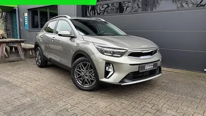 Occasion Kia Stonic 99 PK (72 kW) 2024 Grijs (metallic) SUV