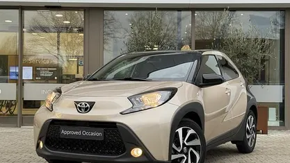 Gebruikt 2023 Toyota Aygo Envy Hatchback | € 21.350 (Eerlijke prijs)