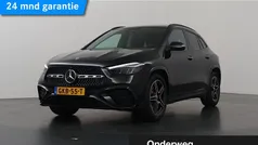 Kosmos zwart metallic Gebruikt 2024 Mercedes GLA180 AMG line SUV | € 48.350 (Goede deal)