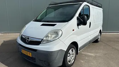 Wit Gebruikt 2007 Opel Vivaro MPV | € 2.995 (Goede deal)