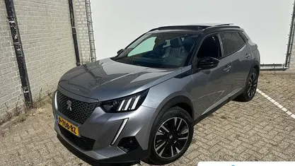 Gebruikt 2022 Peugeot e-2008 GT SUV | € 20.495 (Eerlijke prijs)