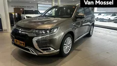 Gebruikt 2019 Mitsubishi Outlander P-HEV Instyle SUV | € 21.495 (Eerlijke prijs)