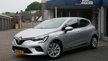 Occasion Renault Clio V 140 PK (102 kW) 2021 Grijs Hatchback
