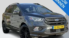 Grijs Gebruikt 2017 Ford Kuga ST-Line SUV | € 16.995 (Eerlijke prijs)