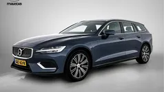 Blauw Gebruikt 2021 Volvo V60 R-Design Stationwagen | € 32.945 (Super prijs)