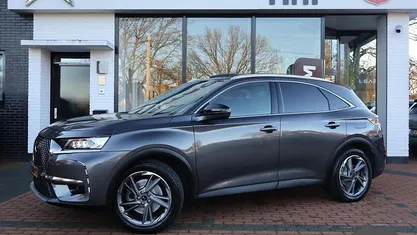 Grijs (metallic) Gebruikt 2022 DS Automobiles DS7 Crossback Rivoli SUV | € 28.950 (Eerlijke prijs)