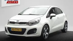 Wit Gebruikt 2012 Kia Rio Plus Hatchback | € 5.950 (Eerlijke prijs)