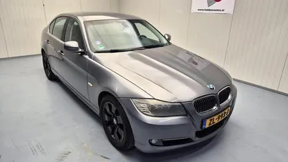 Occasion BMW 318 Luxury Line 143 PK (105 kW) 2011 Sedan