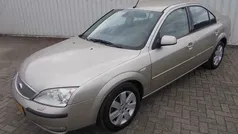 Beige Gebruikt 2005 Ford Mondeo Futura Hatchback | € 1.995 (Eerlijke prijs)