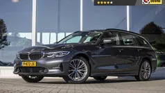 Grijs Gebruikt 2022 BMW 320e Stationwagen | € 33.345 (Goede deal)