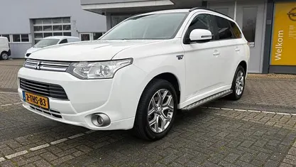 Occasion Mitsubishi Outlander Instyle 121 PK (88 kW) 2014 Wit SUV