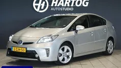 Grijs, metallic lak Gebruikt 2015 Toyota Prius Business Edition Hatchback | € 9.940 (Eerlijke prijs)
