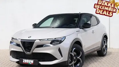 Gebruikt 2025 Alfa Romeo Junior Edizione Speciale SUV | € 38.900 (Eerlijke prijs)