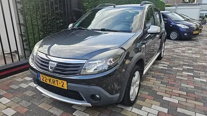 Occasion 2010 Dacia Sandero Stepway Hatchback | € 1.650 (Super prijs)