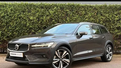 Occasion Volvo V60 CC Ultimate 251 PK (184 kW) 2023 Stationwagen