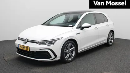 Wit Gebruikt 2021 VW Golf VIII R-line Hatchback | € 24.900 (Eerlijke prijs)