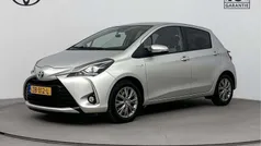 Grijs metallic Gebruikt 2019 Toyota Yaris Hatchback | € 16.450 (Eerlijke prijs)