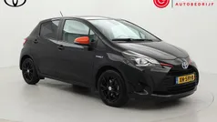 Zwart Gebruikt 2019 Toyota Yaris Hybrid Active Hatchback | € 12.499 (Eerlijke prijs)