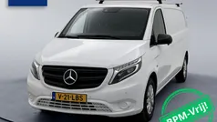 Wit Gebruikt 2021 Mercedes Vito MPV | € 27.745 (Eerlijke prijs)