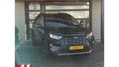 Zwart Gebruikt 2020 Toyota RAV4 SUV | € 26.500 (Eerlijke prijs)