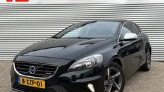 Gebruikt 2014 Volvo V40 Business Edition Hatchback | € 6.448 (Eerlijke prijs)