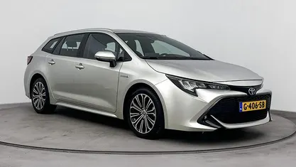 Grijs Gebruikt 2020 Toyota Corolla Stationwagen | € 22.499 (Eerlijke prijs)
