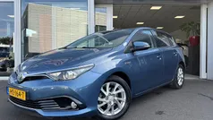 Gebruikt 2015 Toyota Auris Hybrid Hatchback | € 12.995 (Eerlijke prijs)