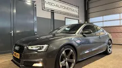 Grijs, metallic lak Gebruikt 2012 Audi A5 Proline Coupé | € 12.949 (Eerlijke prijs)