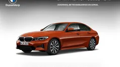 Oranje Gebruikt 2019 BMW 320 Executive Sedan | € 27.900 (Eerlijke prijs)