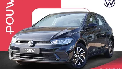 Zwart Gebruikt 2022 VW Polo Life Hatchback | € 17.950 (Eerlijke prijs)