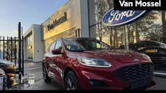 Gebruikt 2022 Ford Kuga ST-Line X SUV | € 29.645 (Eerlijke prijs)